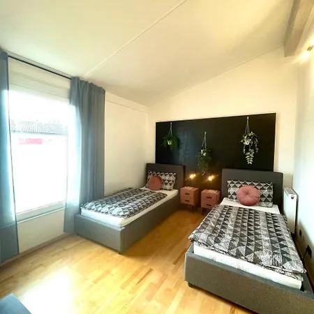 Geraumiges Ferienhaus In Koblenz *