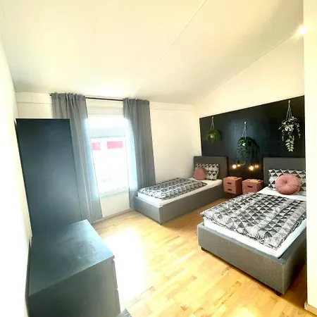 Geraumiges Ferienhaus In Koblenz *